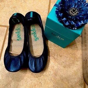 Midnight blue limited edition Tieks